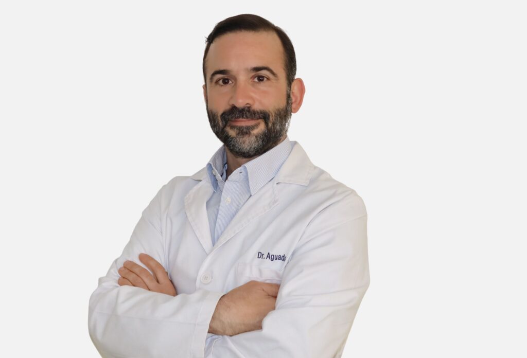 Dermatólogo Ángel Aguado García.
